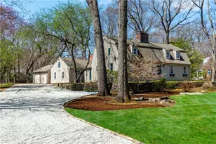 241 Howland Rd, East Greenwich, RI 02818 - Photo 2