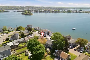 272 Riverside St, Portsmouth, RI 02871 - Photo 8