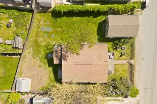 272 Riverside St, Portsmouth, RI 02871 - Photo 38
