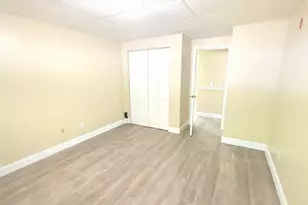 300 Smithfield Ave, North Providence, RI 02904 - Photo 8