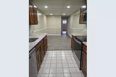 300 Smithfield Avenue #P2-17, North Providence, RI 02904 - Photo 4