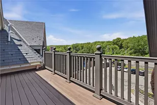 1000 Chapel View Blvd, Cranston, RI 02920 - Photo 16