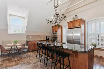 1000 Chapel View Boulevard #306, Cranston, RI 02920 - Photo 6