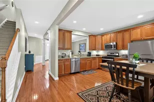 189 Hampton Way, South Kingstown, RI 02879 - Photo 8
