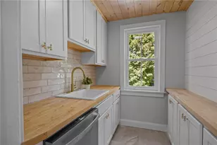 243 Maple Ave, Barrington, RI 02806 - Photo 24