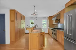 12 Howard Rd, Cumberland, RI 02864 - Photo 10