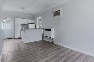 42 Transit St, Woonsocket, RI 02895 - Photo 8