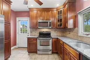 105 Park Ave, Cranston, RI 02905 - Photo 20