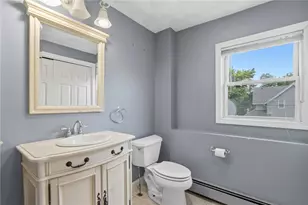 105 Park Ave, Cranston, RI 02905 - Photo 32