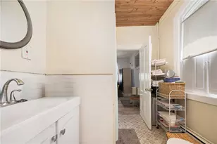 207 Douglas Ave, Providence, RI 02908 - Photo 16