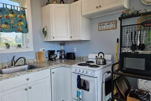 854 Matunuck Beach Rd, South Kingstown, RI 02879 - Photo 6
