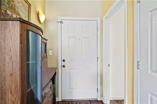 63 Blakeley St, Woonsocket, RI 02895 - Photo 4