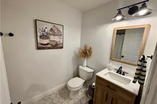 608 Wordens Pond Rd, South Kingstown, RI 02879 - Photo 18