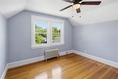 70 Holburn Avenue, Cranston, RI 02910 - Photo 12