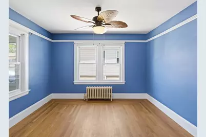 70 Holburn Avenue, Cranston, RI 02910 - Photo 8