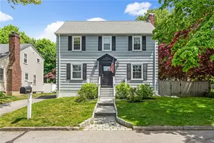 7 Florence Ave, Newport, RI 02840 - Photo 1