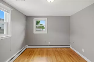 160 Fort St, East Providence, RI 02914 - Photo 18