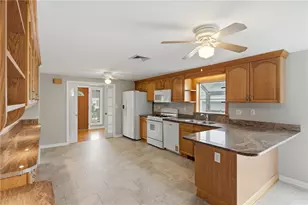 160 Fort St, East Providence, RI 02914 - Photo 12