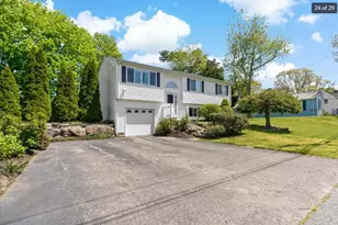 14 Lakeview Dr, Narragansett, RI 02882 - Photo 24