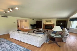 15 Hammersmith Rd, Newport, RI 02840 - Photo 6