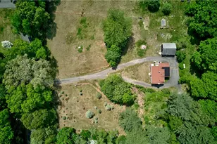 48 Brayton Rd, Smithfield, RI 02917 - Photo 2
