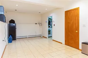105 Lyman St, Pawtucket, RI 02860 - Photo 24