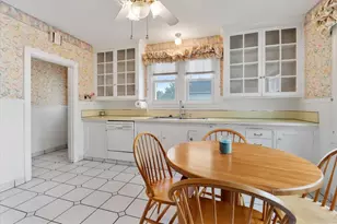 24 Bel Air Dr, Providence, RI 02911 - Photo 16