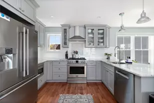 53 White Ave, East Providence, RI 02915 - Photo 8