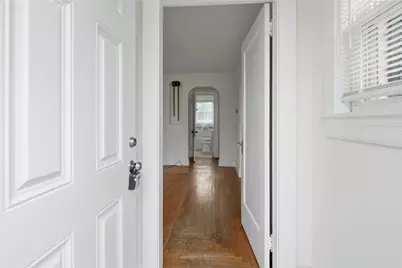 47 Goldsmith Avenue, East Providence, RI 02914 - Photo 8