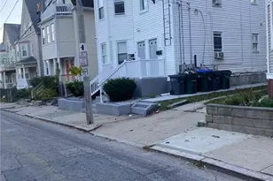 20 Violet St, Providence, RI 02908 - Photo 4