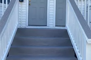 20 Violet St, Providence, RI 02908 - Photo 2