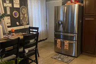 20 Violet St, Providence, RI 02908 - Photo 12