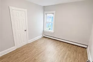 301 Lowden St, Pawtucket, RI 02860 - Photo 6