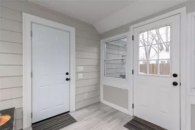 15 Kenton Avenue, East Providence, RI 02916 - Photo 20