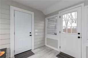 15 Kenton Ave, East Providence, RI 02916 - Photo 20