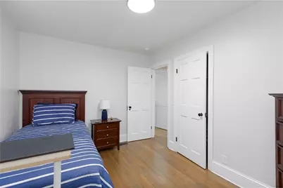 15 Kenton Avenue, East Providence, RI 02916 - Photo 10