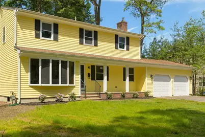 5 Knapton Street, Barrington, RI 02806 - Photo 2