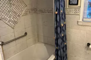 172 Highland St, Cranston, RI 02920 - Photo 6