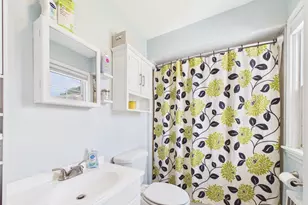 122 Gordon Ave, Warwick, RI 02889 - Photo 10