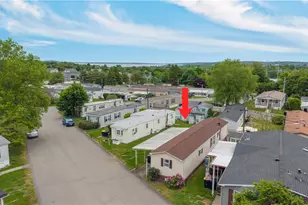 8 Thrid St, Portsmouth, RI 02842 - Photo 24