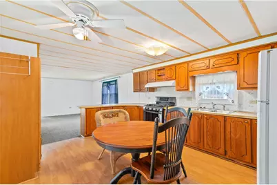 8 Thrid Street, Portsmouth, RI 02842 - Photo 12