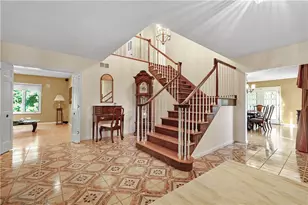 82 Mountain Laurel Dr, Cranston, RI 02920 - Photo 4