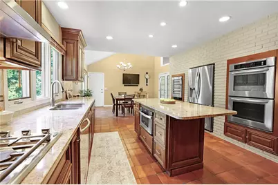82 Mountain Laurel Drive, Cranston, RI 02920 - Photo 12