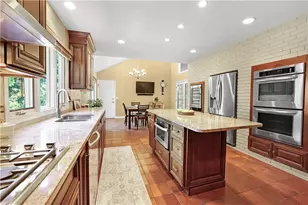 82 Mountain Laurel Dr, Cranston, RI 02920 - Photo 12