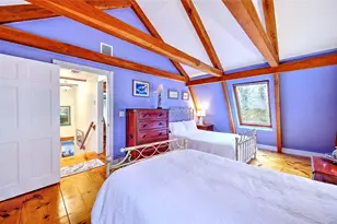 75 Macomber Ln, Portsmouth, RI 02871 - Photo 32