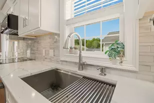 137 Lark Ln, Tiverton, RI 02878 - Photo 12