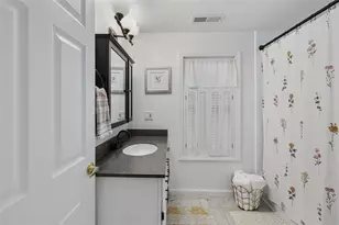 208 Marlborough St, East Greenwich, RI 02818 - Photo 28