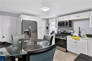 131 Cleveland St St, Providence, RI 02909 - Photo 6