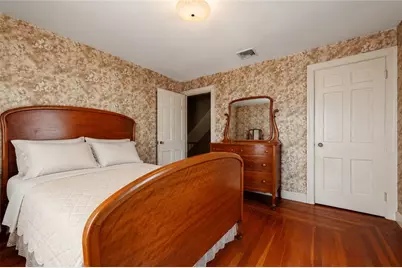 70 Floral Park Boulevard, Pawtucket, RI 02861 - Photo 28