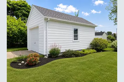 70 Floral Park Boulevard, Pawtucket, RI 02861 - Photo 40